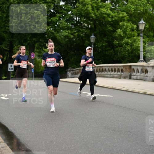 14.06.2026 - REWE Women's Run Dr. Thomas Lammeyer http://msf.ph/oto/9762326 14.06.2026 09:35:21 Laufen 3, 10115, 19, 06, 2026 meine-sportfotos.de