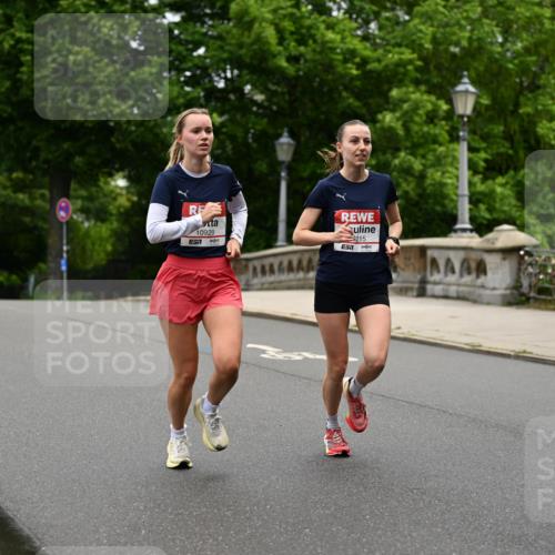 14.06.2026 - REWE Women's Run Dr. Thomas Lammeyer http://msf.ph/oto/9762389 14.06.2026 09:35:26 Laufen 10929, 7, 215 meine-sportfotos.de