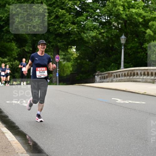 14.06.2026 - REWE Women's Run Dr. Thomas Lammeyer http://msf.ph/oto/9762452 14.06.2026 09:35:31 Laufen 10233 meine-sportfotos.de