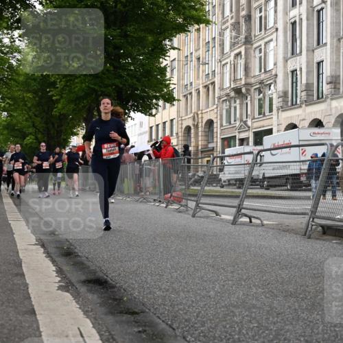 14.06.2026 - REWE Women's Run J. Mangold http://msf.ph/oto/9762582 14.06.2026 11:09:02 Ziel 5279, 5681, 5927, 5968, 5981 meine-sportfotos.de