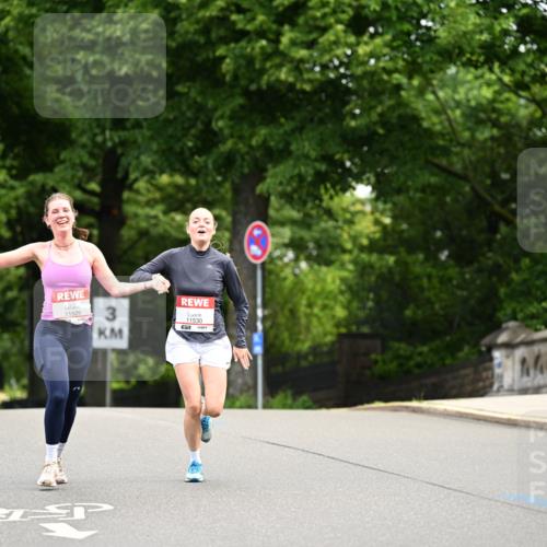14.06.2026 - REWE Women's Run Dr. Thomas Lammeyer http://msf.ph/oto/9762584 14.06.2026 09:35:46 Laufen 11529, 3, 11530 meine-sportfotos.de