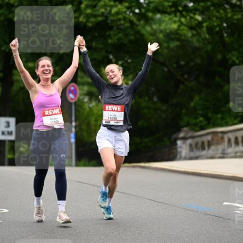 14.06.2026 - REWE Women's Run Dr. Thomas Lammeyer http://msf.ph/oto/9762602 14.06.2026 09:35:47 Laufen 11530, 3, 11529, 7 meine-sportfotos.de