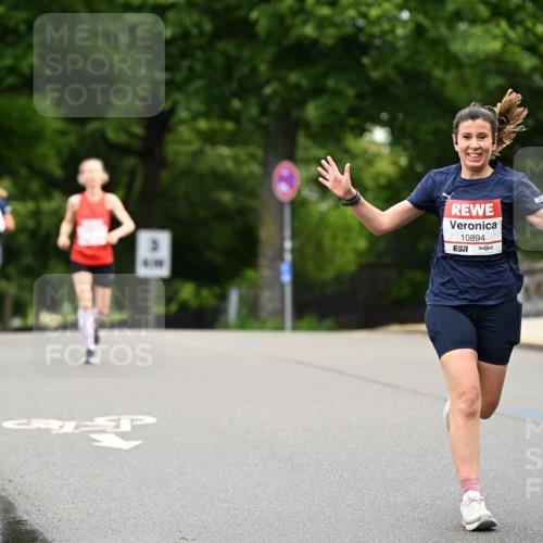 14.06.2026 - REWE Women's Run Dr. Thomas Lammeyer http://msf.ph/oto/9762906 14.06.2026 09:36:26 Laufen 8, 10894, 7 meine-sportfotos.de