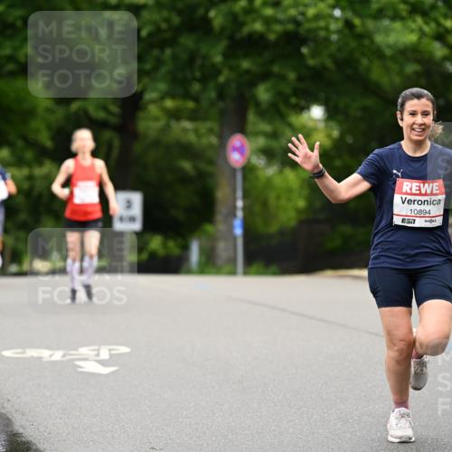 14.06.2026 - REWE Women's Run Dr. Thomas Lammeyer http://msf.ph/oto/9762908 14.06.2026 09:36:26 Laufen 10894, 7 meine-sportfotos.de