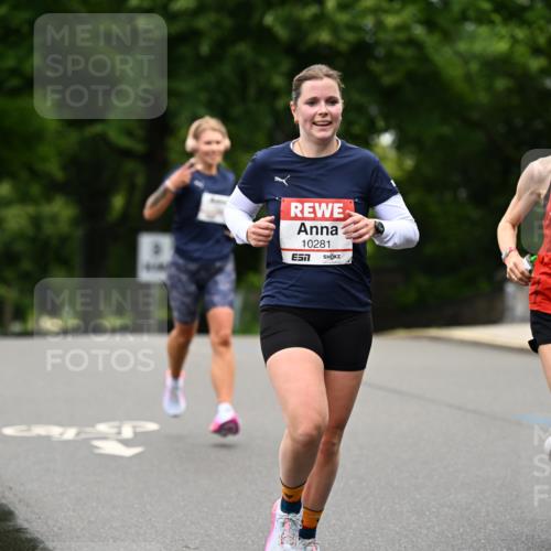 14.06.2026 - REWE Women's Run Dr. Thomas Lammeyer http://msf.ph/oto/9762934 14.06.2026 09:36:30 Laufen 10281, 10346, 7 meine-sportfotos.de