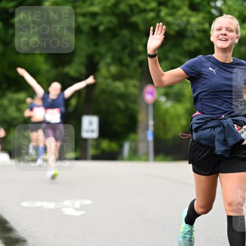 14.06.2026 - REWE Women's Run Dr. Thomas Lammeyer http://msf.ph/oto/9763085 14.06.2026 09:36:52 Laufen 322 meine-sportfotos.de