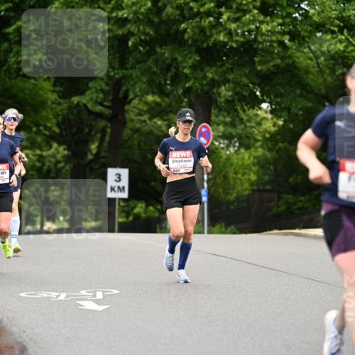 14.06.2026 - REWE Women's Run Dr. Thomas Lammeyer http://msf.ph/oto/9763111 14.06.2026 09:36:56 Laufen 11396, 3, 11245 meine-sportfotos.de