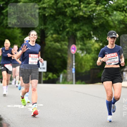 14.06.2026 - REWE Women's Run Dr. Thomas Lammeyer http://msf.ph/oto/9763122 14.06.2026 09:36:58 Laufen 11396, 7, 11245, 7 meine-sportfotos.de