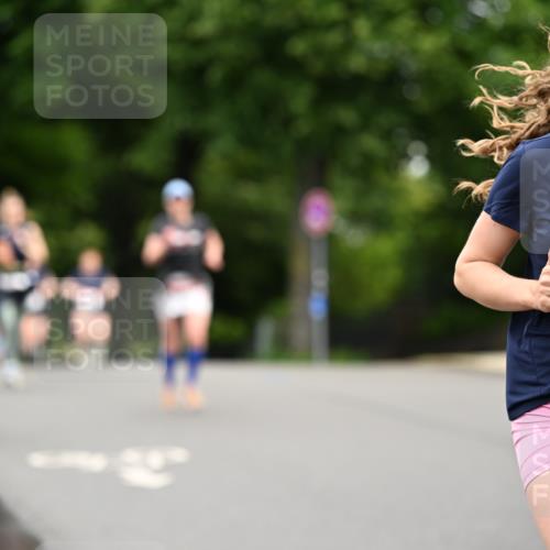 14.06.2026 - REWE Women's Run Dr. Thomas Lammeyer http://msf.ph/oto/9763186 14.06.2026 09:37:05 Laufen 80, 10618, 7 meine-sportfotos.de