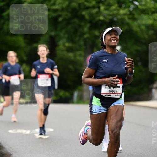 14.06.2026 - REWE Women's Run Dr. Thomas Lammeyer http://msf.ph/oto/9763301 14.06.2026 09:37:16 Laufen 10925 meine-sportfotos.de