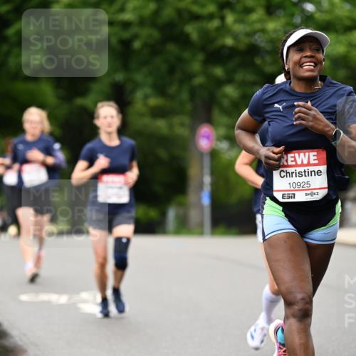 14.06.2026 - REWE Women's Run Dr. Thomas Lammeyer http://msf.ph/oto/9763306 14.06.2026 09:37:16 Laufen 10925 meine-sportfotos.de
