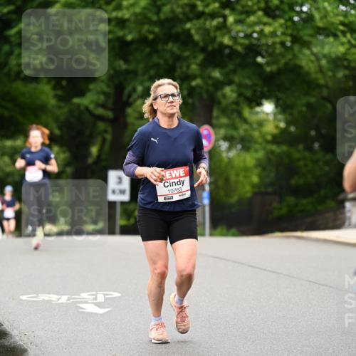 14.06.2026 - REWE Women's Run Dr. Thomas Lammeyer http://msf.ph/oto/9763333 14.06.2026 09:37:19 Laufen 3, 10763, 7 meine-sportfotos.de