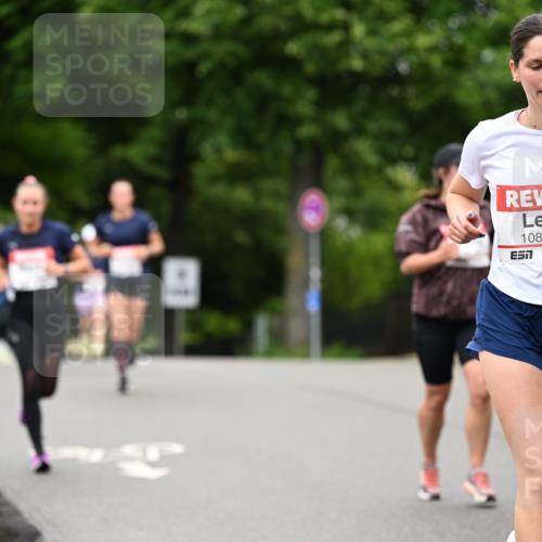 14.06.2026 - REWE Women's Run Dr. Thomas Lammeyer http://msf.ph/oto/9763467 14.06.2026 09:37:29 Laufen 10870 meine-sportfotos.de