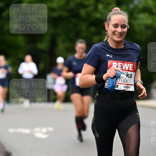 14.06.2026 - REWE Women's Run Dr. Thomas Lammeyer http://msf.ph/oto/9763506 14.06.2026 09:37:32 Laufen 0184, 7 meine-sportfotos.de