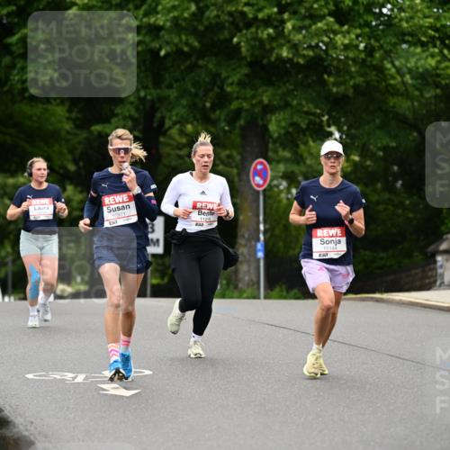 14.06.2026 - REWE Women's Run Dr. Thomas Lammeyer http://msf.ph/oto/9763540 14.06.2026 09:37:35 Laufen 10971, 57, 11218, 10144, 444 meine-sportfotos.de