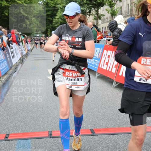 14.06.2026 - REWE Women's Run Strokosch-Dieckow http://msf.ph/oto/9763556 14.06.2026 09:50:56 Ziel 10085, 10159, 10192, 10749, 11105, 11146, 11207, 11396 meine-sportfotos.de