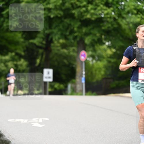 14.06.2026 - REWE Women's Run Dr. Thomas Lammeyer http://msf.ph/oto/9763609 14.06.2026 09:37:41 Laufen 10803, 7 meine-sportfotos.de