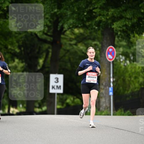 14.06.2026 - REWE Women's Run Dr. Thomas Lammeyer http://msf.ph/oto/9763647 14.06.2026 09:37:47 Laufen 3, 11173, 7 meine-sportfotos.de