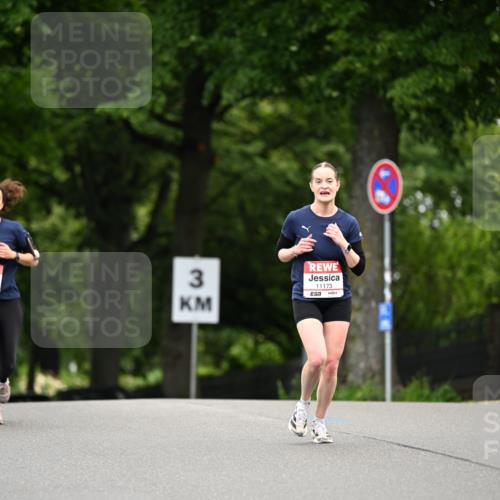 14.06.2026 - REWE Women's Run Dr. Thomas Lammeyer http://msf.ph/oto/9763650 14.06.2026 09:37:47 Laufen 3, 11173, 7 meine-sportfotos.de