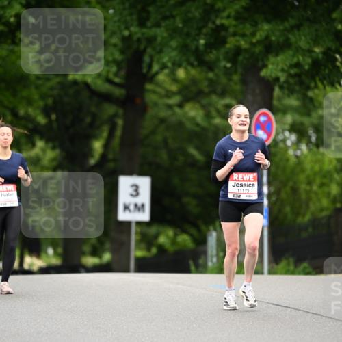 14.06.2026 - REWE Women's Run Dr. Thomas Lammeyer http://msf.ph/oto/9763655 14.06.2026 09:37:47 Laufen 3, 11173, 7 meine-sportfotos.de