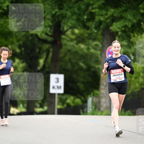 14.06.2026 - REWE Women's Run Dr. Thomas Lammeyer http://msf.ph/oto/9763665 14.06.2026 09:37:48 Laufen 3, 11173, 7 meine-sportfotos.de