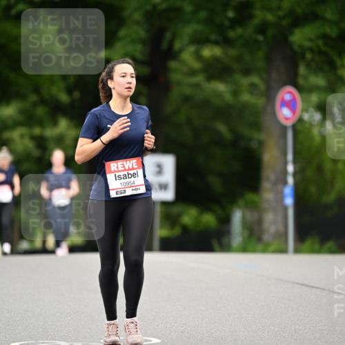 14.06.2026 - REWE Women's Run Dr. Thomas Lammeyer http://msf.ph/oto/9763693 14.06.2026 09:37:51 Laufen 10954 meine-sportfotos.de