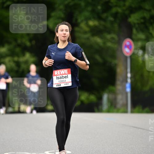 14.06.2026 - REWE Women's Run Dr. Thomas Lammeyer http://msf.ph/oto/9763698 14.06.2026 09:37:51 Laufen 10954, 7 meine-sportfotos.de