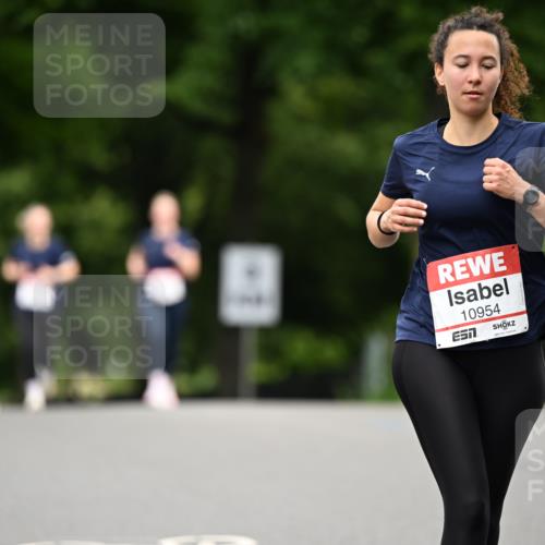 14.06.2026 - REWE Women's Run Dr. Thomas Lammeyer http://msf.ph/oto/9763721 14.06.2026 09:37:53 Laufen 10954 meine-sportfotos.de