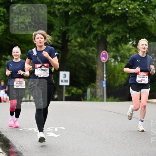 14.06.2026 - REWE Women's Run Dr. Thomas Lammeyer http://msf.ph/oto/9763879 14.06.2026 09:38:15 Laufen 10999, 10230, 57, 3, 10629, 57 meine-sportfotos.de