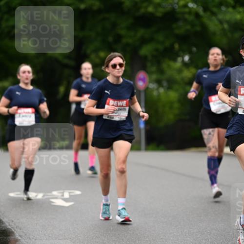 14.06.2026 - REWE Women's Run Dr. Thomas Lammeyer http://msf.ph/oto/9763993 14.06.2026 09:38:32 Laufen 10422 meine-sportfotos.de