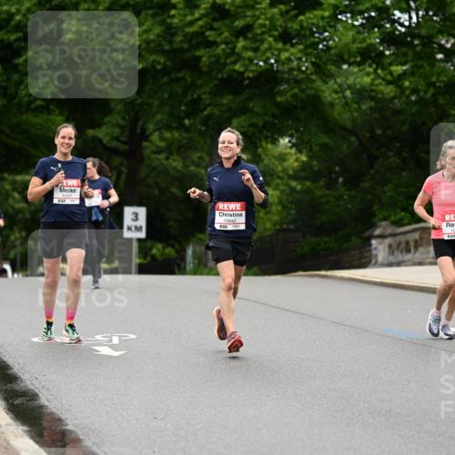 14.06.2026 - REWE Women's Run Dr. Thomas Lammeyer http://msf.ph/oto/9764145 14.06.2026 09:38:49 Laufen 10107, 33, 10942, 10914 meine-sportfotos.de