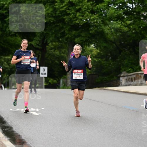 14.06.2026 - REWE Women's Run Dr. Thomas Lammeyer http://msf.ph/oto/9764149 14.06.2026 09:38:49 Laufen 30, 10942, 10914 meine-sportfotos.de