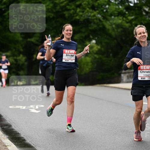 14.06.2026 - REWE Women's Run Dr. Thomas Lammeyer http://msf.ph/oto/9764165 14.06.2026 09:38:50 Laufen 10107, 7, 10942, 7 meine-sportfotos.de