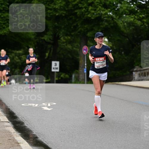14.06.2026 - REWE Women's Run Dr. Thomas Lammeyer http://msf.ph/oto/9764240 14.06.2026 09:38:57 Laufen 3, 10794, 7 meine-sportfotos.de