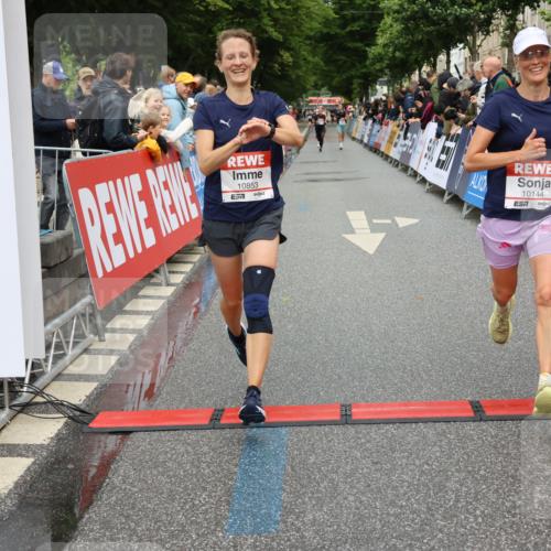 14.06.2026 - REWE Women's Run Strokosch-Dieckow http://msf.ph/oto/9764399 14.06.2026 09:51:27 Ziel 10144, 10853 meine-sportfotos.de
