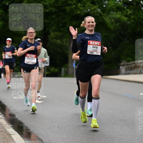 14.06.2026 - REWE Women's Run Dr. Thomas Lammeyer http://msf.ph/oto/9764408 14.06.2026 09:39:11 Laufen 10768, 657, 10896, 7 meine-sportfotos.de