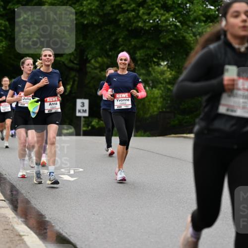 14.06.2026 - REWE Women's Run Dr. Thomas Lammeyer http://msf.ph/oto/9764527 14.06.2026 09:39:20 Laufen 11395, 10943, 10952 meine-sportfotos.de