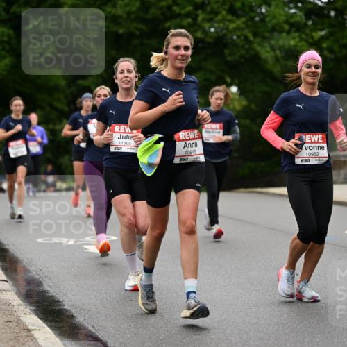 14.06.2026 - REWE Women's Run Dr. Thomas Lammeyer http://msf.ph/oto/9764544 14.06.2026 09:39:22 Laufen 11395, 7, 10943, 57, 10952 meine-sportfotos.de