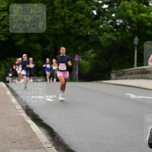 14.06.2026 - REWE Women's Run Dr. Thomas Lammeyer http://msf.ph/oto/9764662 14.06.2026 09:39:36 Laufen 11056 meine-sportfotos.de
