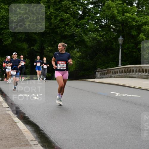 14.06.2026 - REWE Women's Run Dr. Thomas Lammeyer http://msf.ph/oto/9764673 14.06.2026 09:39:37 Laufen 10012 meine-sportfotos.de