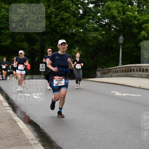14.06.2026 - REWE Women's Run Dr. Thomas Lammeyer http://msf.ph/oto/9764723 14.06.2026 09:39:40 Laufen 10099 meine-sportfotos.de