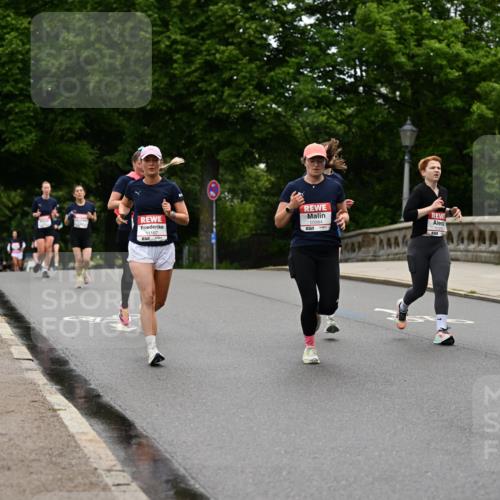 14.06.2026 - REWE Women's Run Dr. Thomas Lammeyer http://msf.ph/oto/9764755 14.06.2026 09:39:42 Laufen 11167, 112, 44444 meine-sportfotos.de