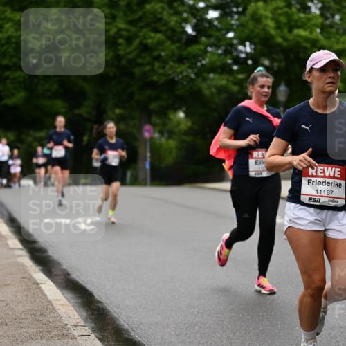 14.06.2026 - REWE Women's Run Dr. Thomas Lammeyer http://msf.ph/oto/9764795 14.06.2026 09:39:44 Laufen 112, 11167 meine-sportfotos.de
