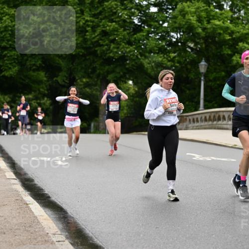 14.06.2026 - REWE Women's Run Dr. Thomas Lammeyer http://msf.ph/oto/9764870 14.06.2026 09:39:53 Laufen 1034 meine-sportfotos.de