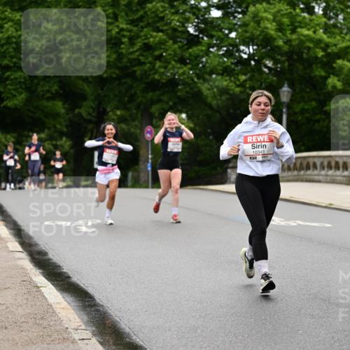 14.06.2026 - REWE Women's Run Dr. Thomas Lammeyer http://msf.ph/oto/9764875 14.06.2026 09:39:53 Laufen 10343 meine-sportfotos.de