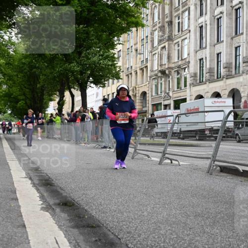 14.06.2026 - REWE Women's Run J. Mangold http://msf.ph/oto/9764876 14.06.2026 11:15:06 Ziel 5422, 5768, 5870 meine-sportfotos.de