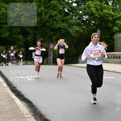 14.06.2026 - REWE Women's Run Dr. Thomas Lammeyer http://msf.ph/oto/9764877 14.06.2026 09:39:53 Laufen 10343, 7 meine-sportfotos.de