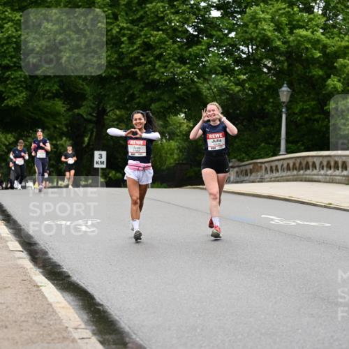 14.06.2026 - REWE Women's Run Dr. Thomas Lammeyer http://msf.ph/oto/9764889 14.06.2026 09:39:54 Laufen 10434, 11502, 3 meine-sportfotos.de