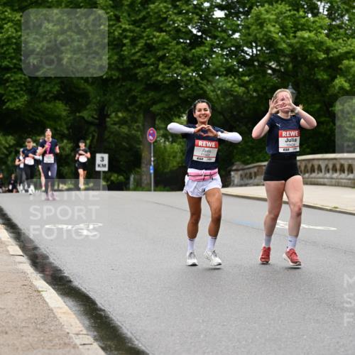14.06.2026 - REWE Women's Run Dr. Thomas Lammeyer http://msf.ph/oto/9764900 14.06.2026 09:39:55 Laufen 3, 11502, 10434, 7 meine-sportfotos.de
