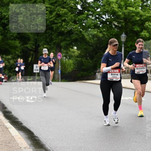 14.06.2026 - REWE Women's Run Dr. Thomas Lammeyer http://msf.ph/oto/9764990 14.06.2026 09:40:02 Laufen 10699, 57, 11335, 57 meine-sportfotos.de